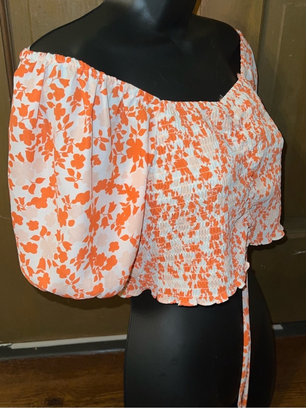 19 Cooper Floral Smocked Crop Top Puff Sleeve Tie Front Orange White Size XS - Picture 6 of 10